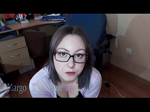 ❤️ Сексуальна дівчина в окулярах глибоко відсмоктує дилдо на камеру Якісне порно на uk.tube-sexer-com.ru ️❤